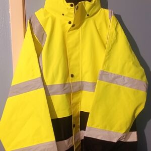 *Brand New* Men's XL High-Visibility Yellow Safety Jacket